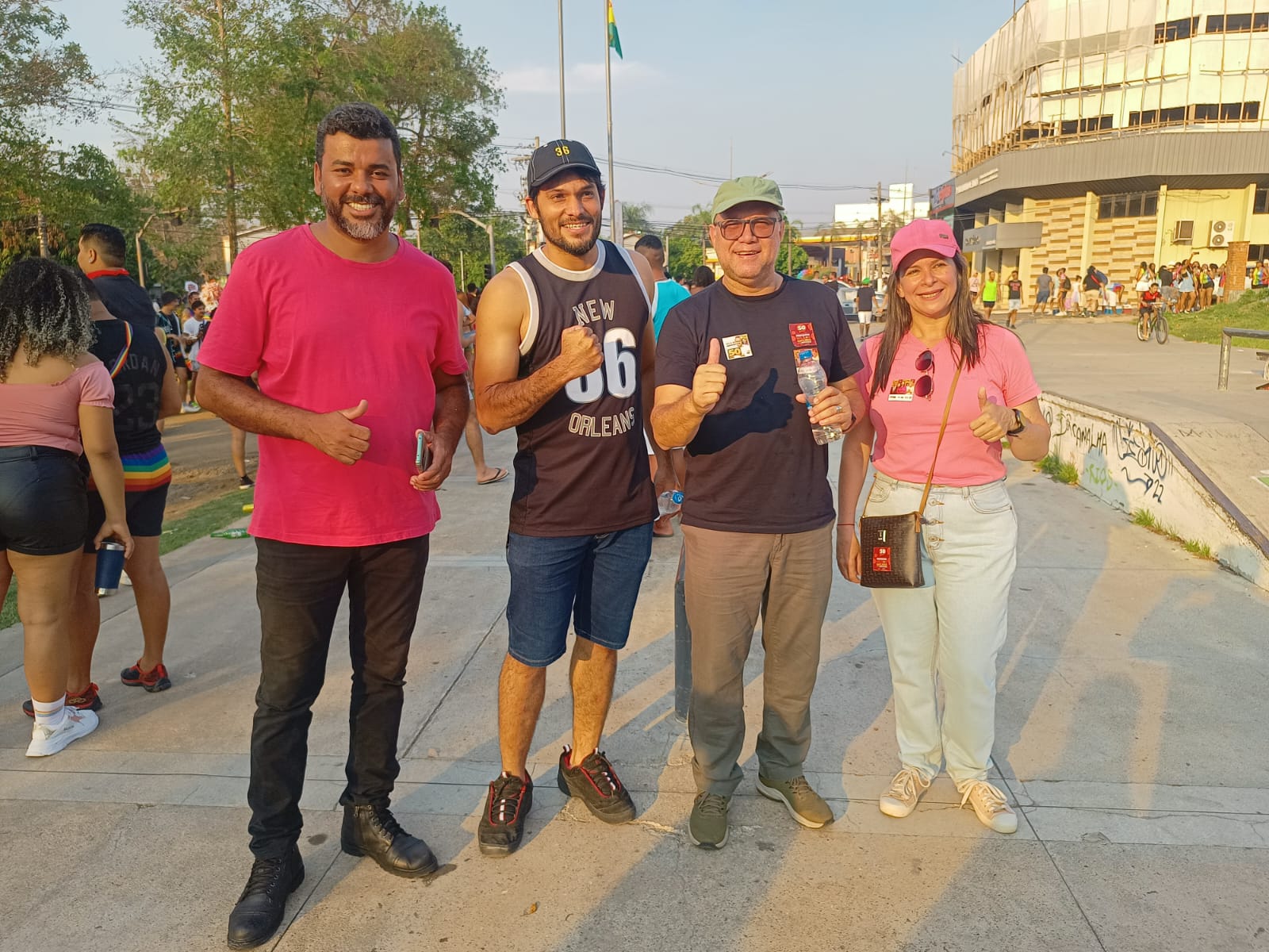 Nilson Euclides, David Hall e Dimas Sandas participam da Parada LGBTQIA+ em Rio Branco